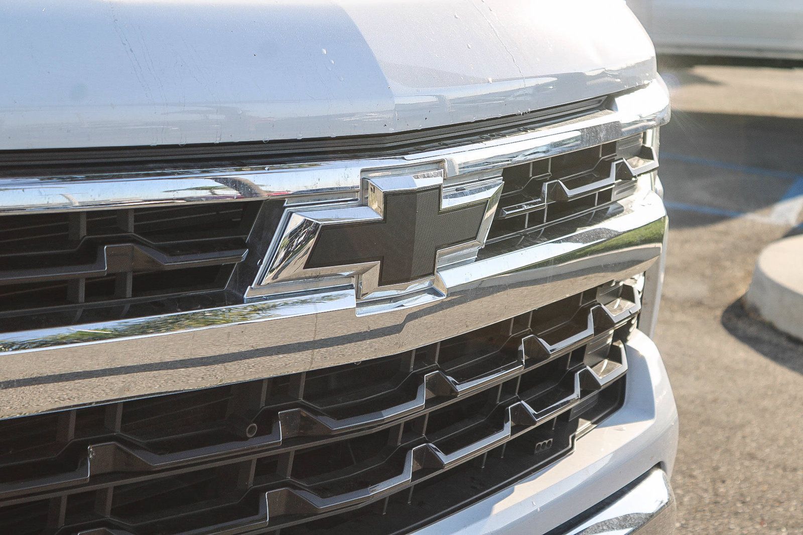 Used 2022 Chevrolet Silverado 1500 LT AWD/4WD image 11