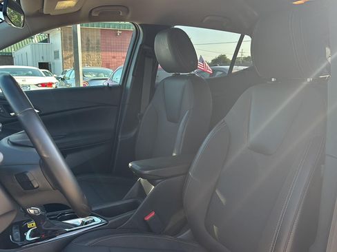 Used 2025 Buick Encore GX Preferred FWD image 12