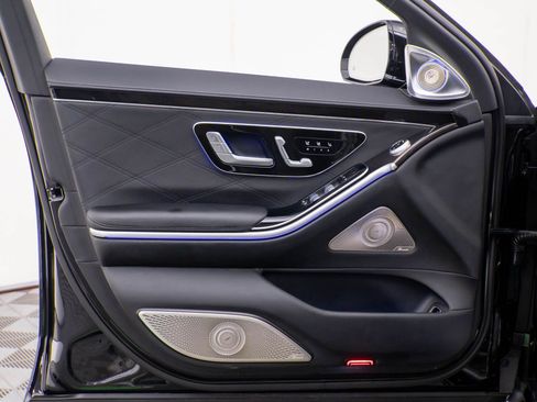 Used 2023 Mercedes-Benz Maybach S 680 4MATIC image 13