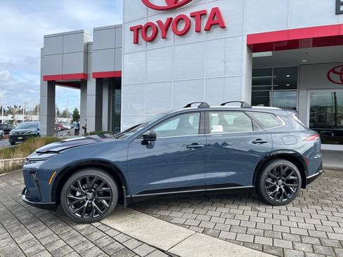 New 2026 Toyota Crown Signia Limited image 2