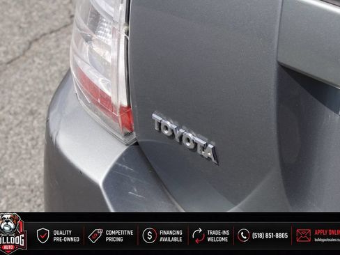 Used 2005 Toyota Prius FWD image 9