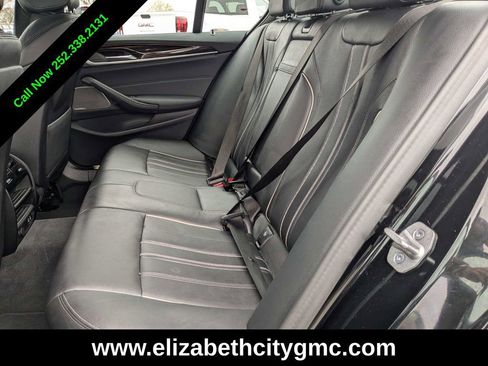 Used 2023 BMW 530i xDrive w/ Premium Package image 14