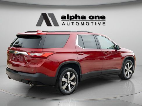 Used 2019 Chevrolet Traverse LT w/ LT Premium Package AWD/4WD image 7