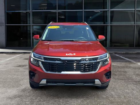 Used 2025 Kia Seltos S FWD image 2