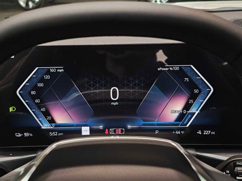 New 2025 BMW i4 xDrive40i image 13