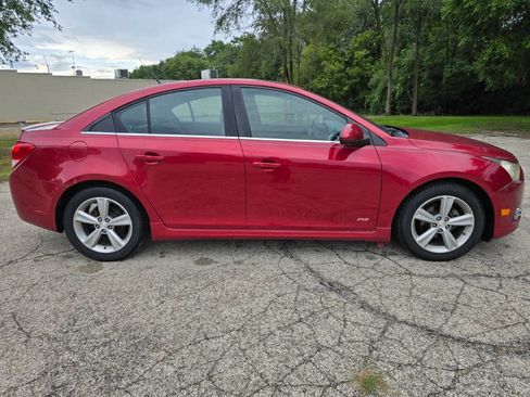 Used 2014 Chevrolet Cruze LT w/ Sun, Sound and Sport Package FWD image 3