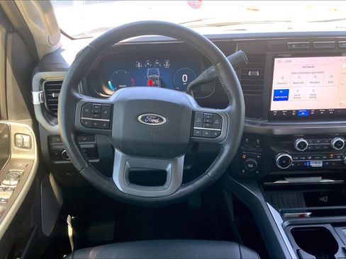 Used 2024 Ford F250 Lariat w/ FX4 Off-Road Package image 5