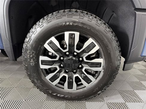 New 2026 GMC Sierra 2500 Denali Ultimate AWD/4WD image 10