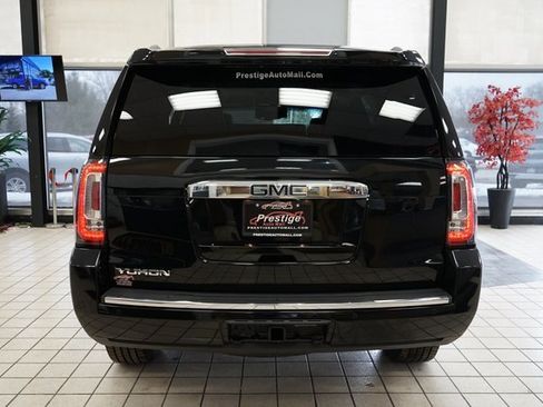 Used 2016 GMC Yukon Denali w/ Open Road Package image 19