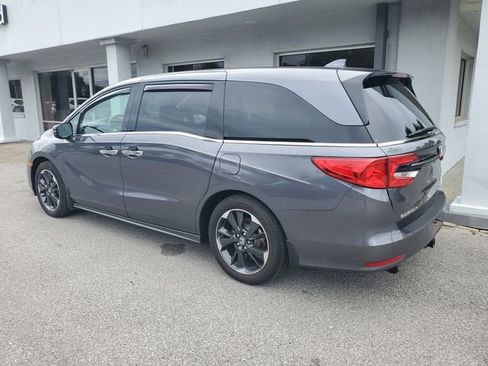 Used 2024 Honda Odyssey Elite image 2