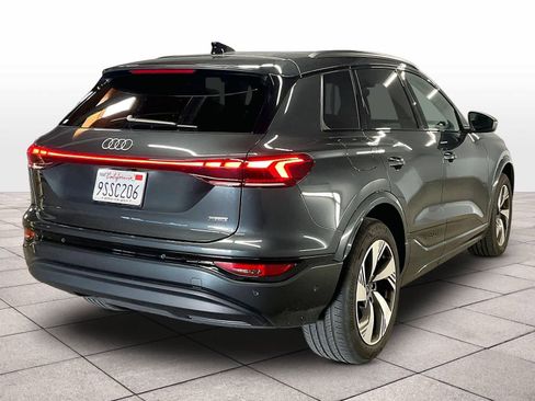 Used 2025 Audi Q6 e-tron Premium Plus w/ Premium Plus image 14