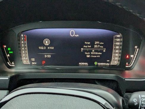 Used 2023 Honda Pilot Elite image 13