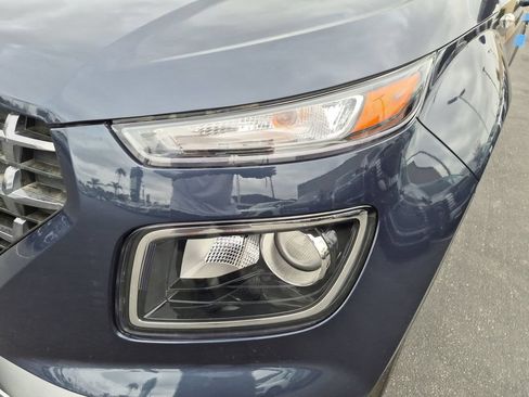 New 2026 Hyundai Venue SEL FWD image 9