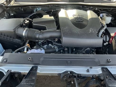 Certified 2023 Toyota Tacoma TRD Sport w/ Advanced Technology Package AWD/4WD image 24