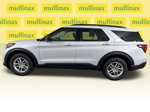 New 2026 Ford Explorer Active RWD image 12