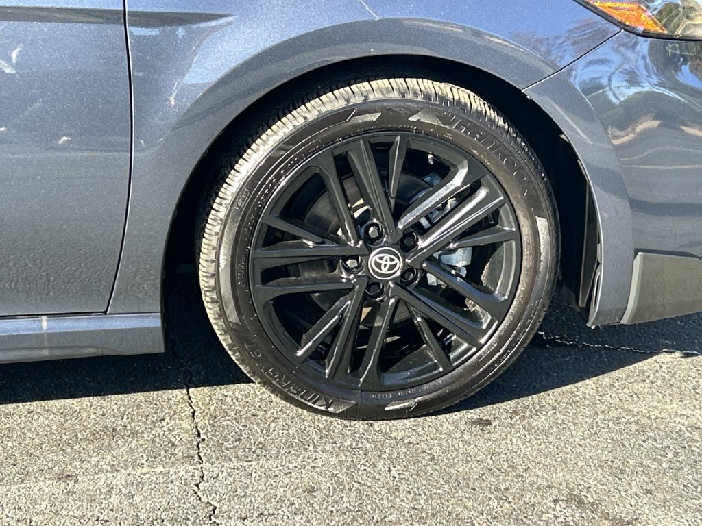 Used 2026 Toyota Camry SE w/ Convenience Package FWD image 10