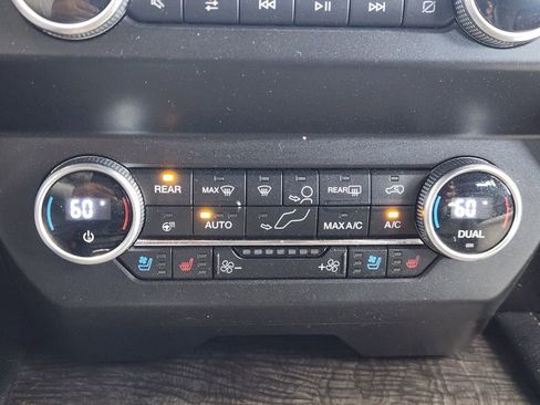 Used 2021 Ford Expedition Limited image 20