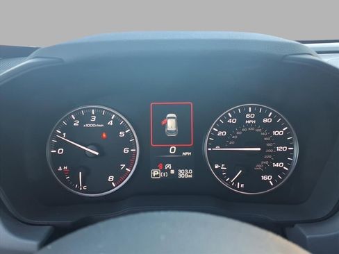 New 2025 Subaru Crosstrek 2.5i Limited image 9