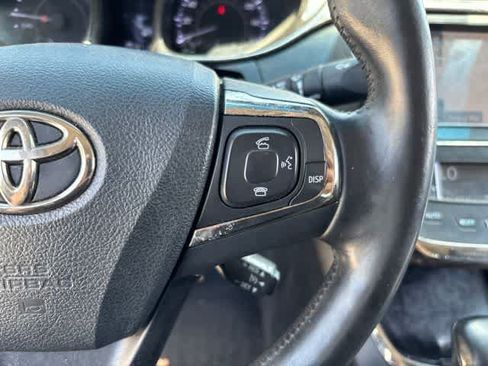 Used 2013 Toyota Avalon Limited FWD image 12