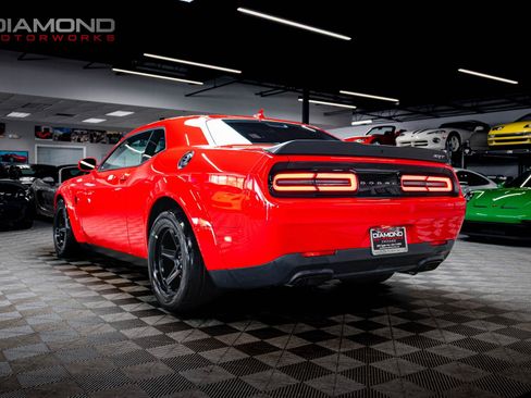 Used 2018 Dodge Challenger SRT Demon RWD image 2