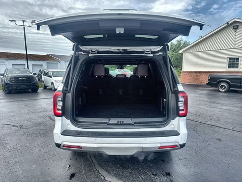 Used 2024 Ford Expedition Max Limited AWD/4WD image 25
