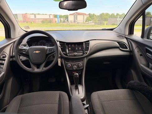 Used 2020 Chevrolet Trax LS w/ Tint and Cruise Package FWD image 24