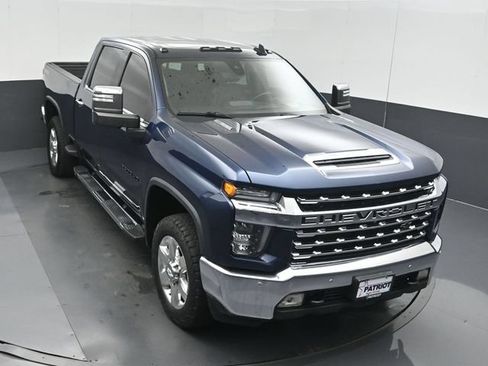 Used 2020 Chevrolet Silverado 2500 LTZ w/ LTZ Premium Package AWD/4WD image 36