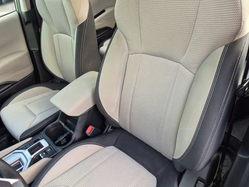 Used 2021 Subaru Forester AWD/4WD image 14