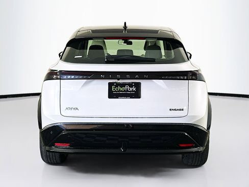 Used 2023 Nissan Ariya FWD image 7