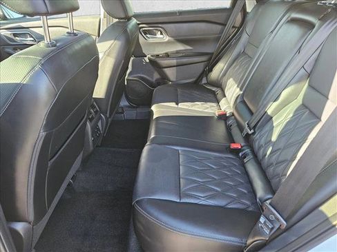 New 2026 Nissan Rogue Platinum image 12