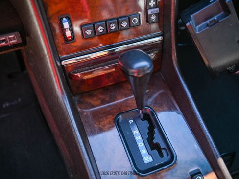 Used 1988 Mercedes-Benz 560 SL image 29