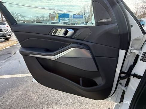 Certified 2023 BMW X5 xDrive40i w/ M Sport Package image 25