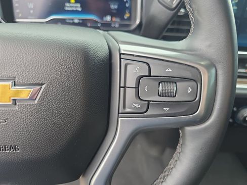 Used 2025 Chevrolet Silverado 1500 LT AWD/4WD image 18