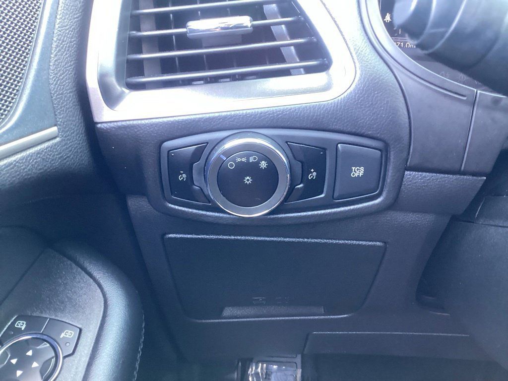 Used 2024 Ford Edge SEL AWD/4WD image 24