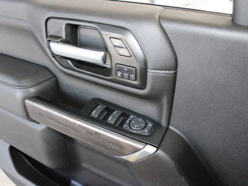 Used 2022 Chevrolet Silverado 3500 LTZ w/ Z71 Off-Road Package image 24