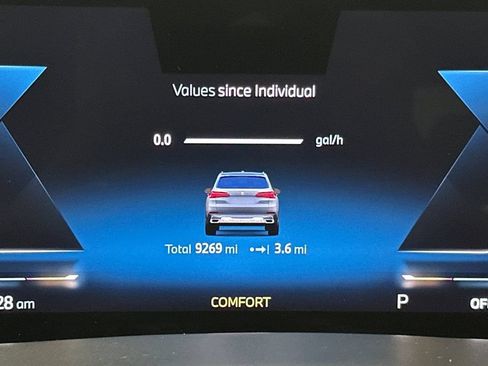 Used 2026 BMW X5 xDrive40i AWD/4WD image 32