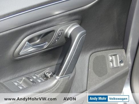 Used 2013 Volkswagen CC Lux FWD image 16