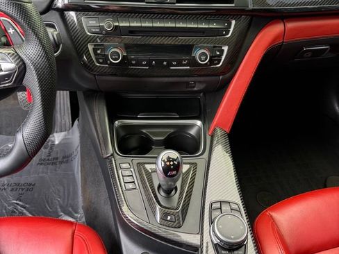 Used 2017 BMW M3 RWD image 32