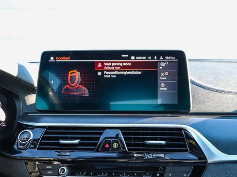 Used 2023 BMW M550i xDrive AWD/4WD image 17