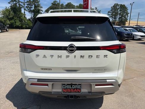 Used 2022 Nissan Pathfinder Platinum w/ Lighting Package (N92) FWD image 7