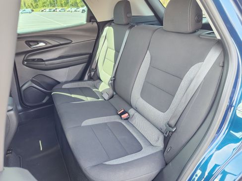 Used 2021 Chevrolet TrailBlazer LS image 11