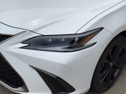 Used 2023 Lexus ES 350 F Sport w/ Accessory Package (Z1) FWD image 27