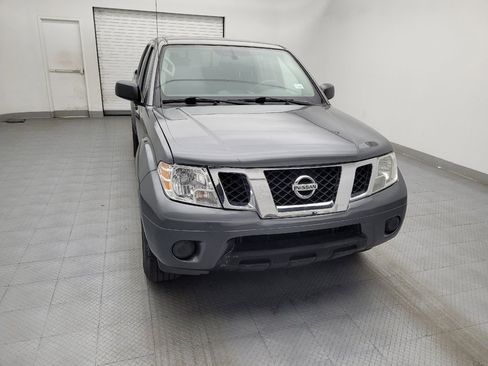 Used 2019 Nissan Frontier SV image 14