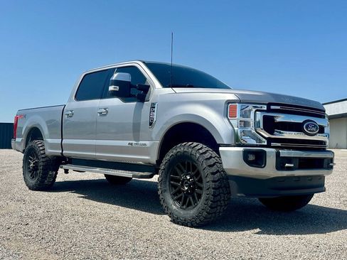 Used 2020 Ford F250 XLT w/ XLT Premium Package AWD/4WD image 9