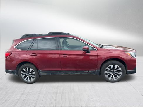 Used 2017 Subaru Outback 2.5i Limited AWD/4WD image 8