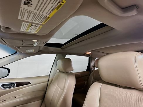 Used 2014 Nissan Pathfinder Platinum w/ Platinum Premium Package FWD image 25