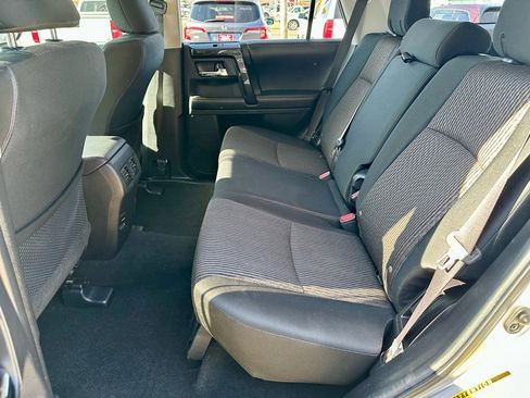 Used 2018 Toyota 4Runner 4WD image 14