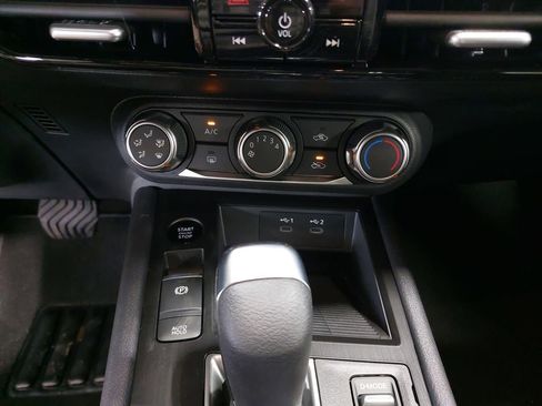 New 2026 Nissan Kicks S image 23