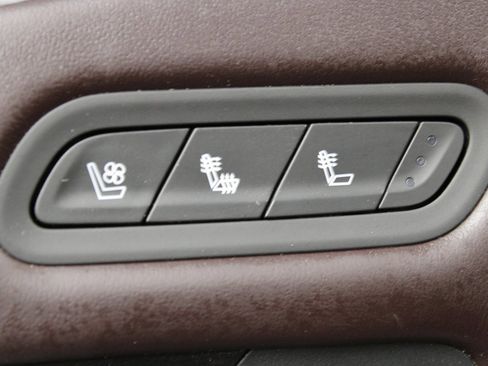 Used 2023 Cadillac Escalade Premium Luxury Platinum image 75