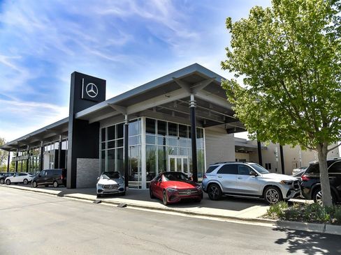 New 2025 Mercedes-Benz GLC 350e 4MATIC image 21